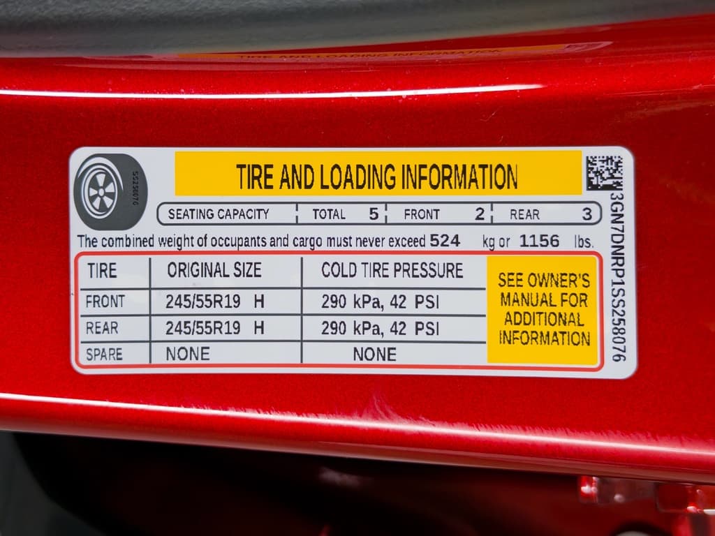2025 Chevrolet Equinox EV view 28