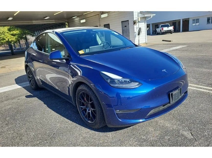 2021 Tesla Model Y view 4