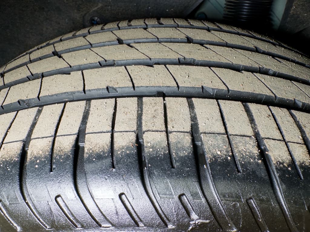 2024 Tesla Model Y view 36