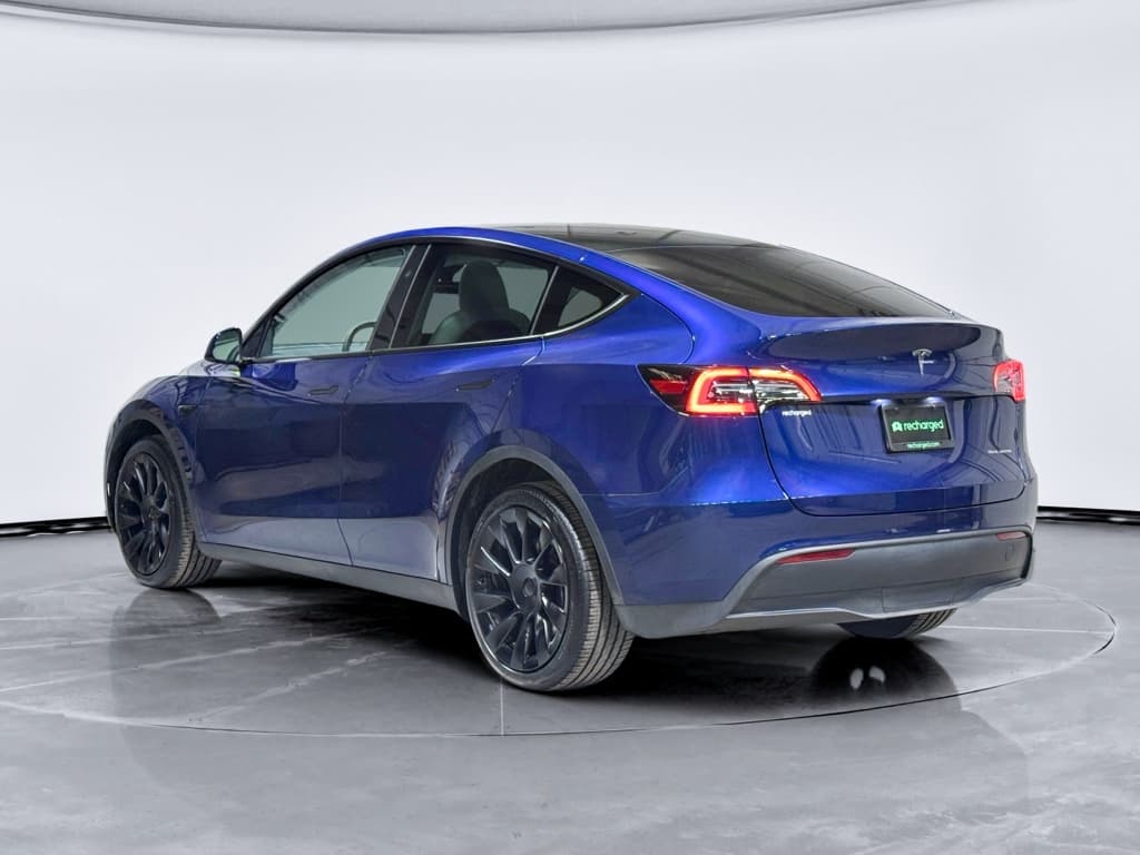 2024 Tesla Model Y view 2
