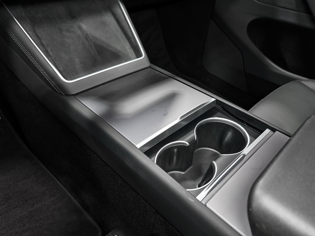 2026 Tesla Model Y view 18