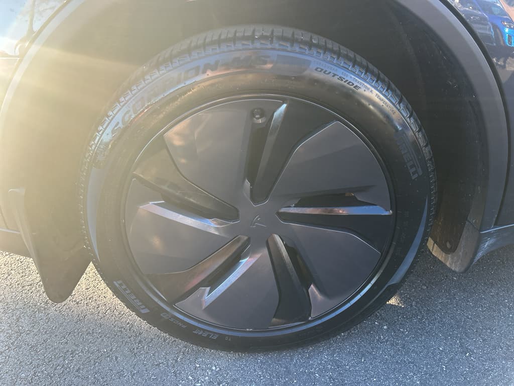 2026 Tesla Model Y view 29