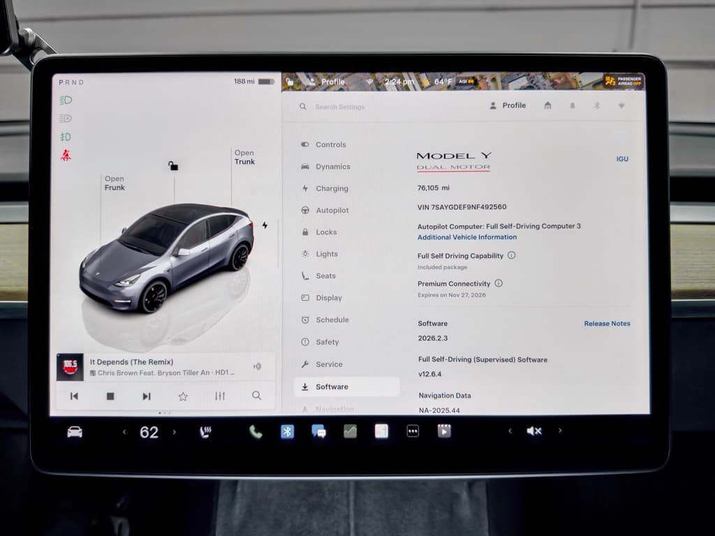 2022 Tesla Model Y view 11