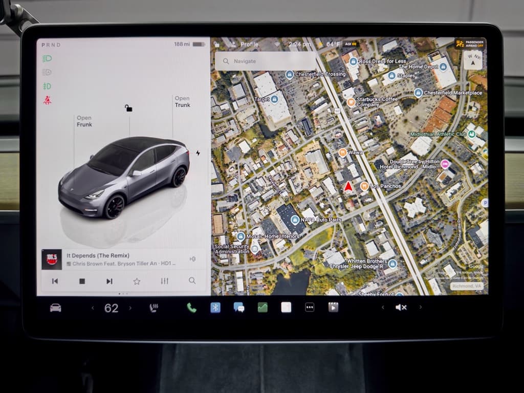 2022 Tesla Model Y view 10