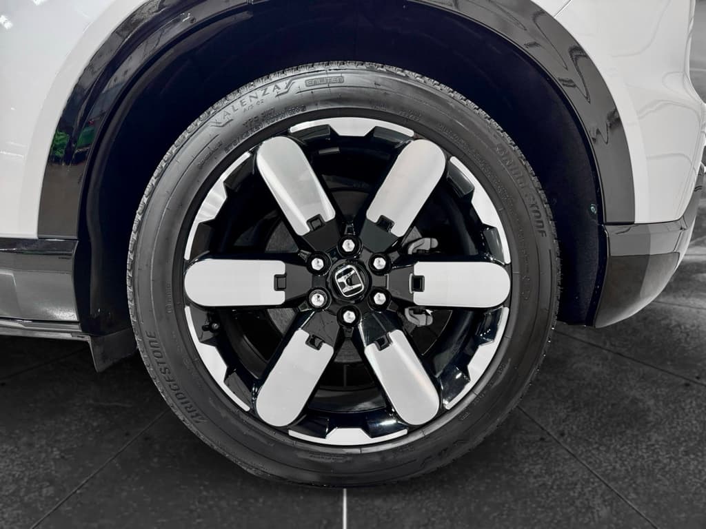 2025 Honda Prologue view 31