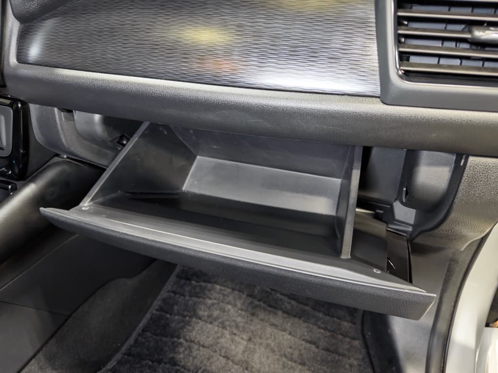 2021 Nissan LEAF view 20