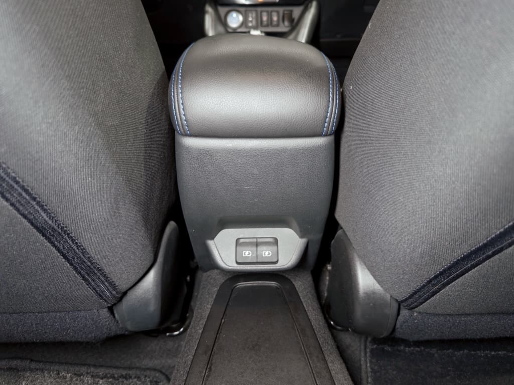 2021 Nissan LEAF view 21