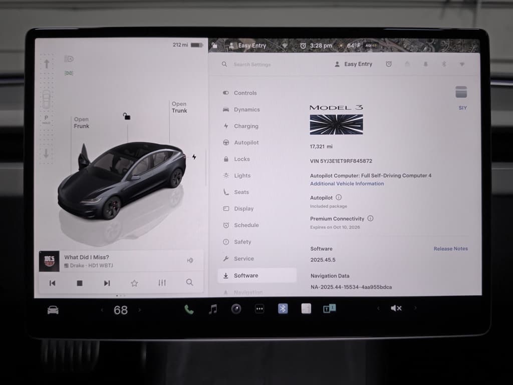 2024 Tesla Model 3 view 11