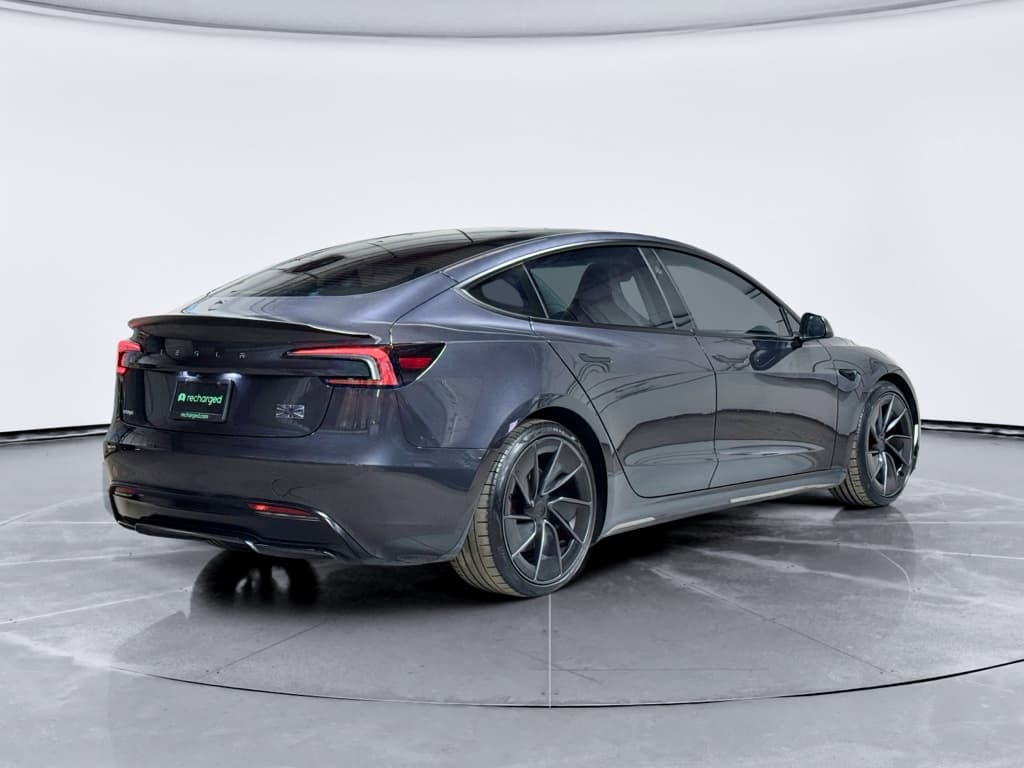 2024 Tesla Model 3 view 3