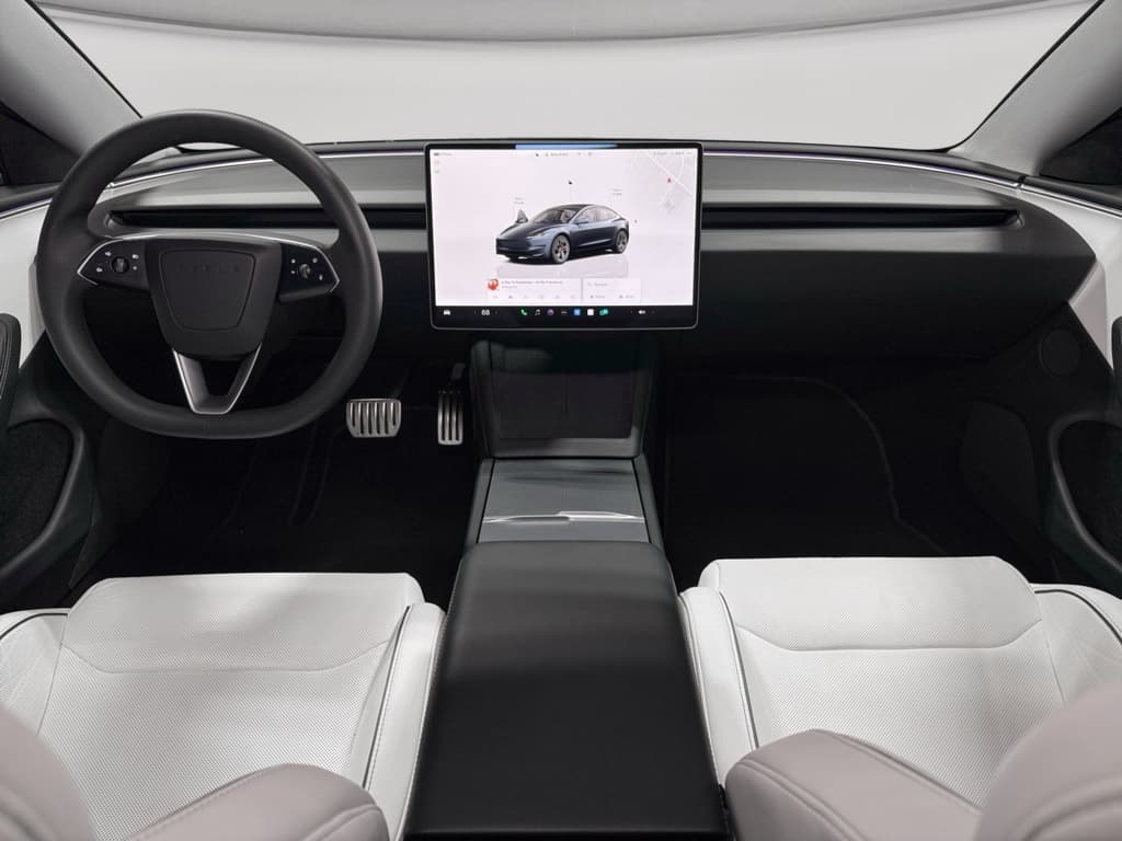 2024 Tesla Model 3 view 14