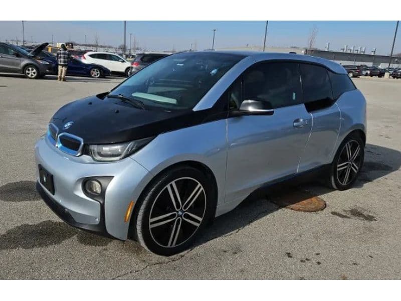 2017 BMW i3 view 1