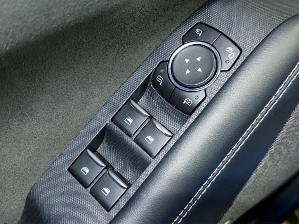 2022 Ford Mustang Mach-E view 8