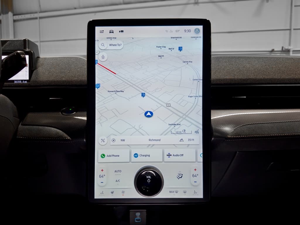 2022 Ford Mustang Mach-E view 11