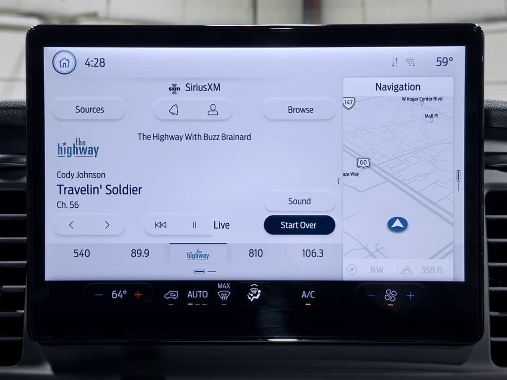 2023 Ford E-Transit view 9