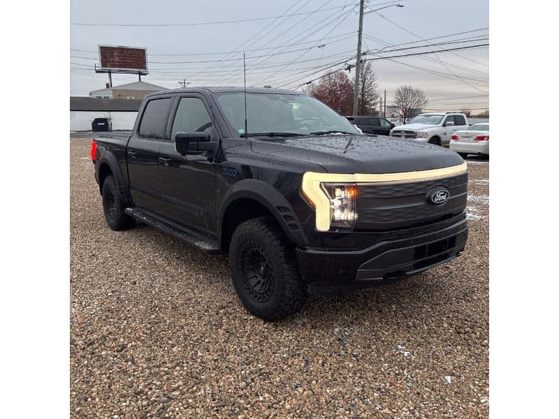 2024 Ford F-150 Lightning view 4